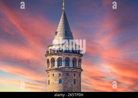 Blick auf den Galata-Turm in Istanbul, Türkei. Stockfoto