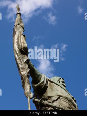 Statue des Grafen Pedro Ansurez Plaza Mayor Valladolid Kastilien und Leon Spanien Stockfoto