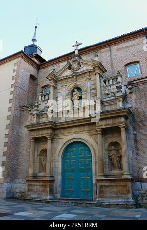 Das Convento de las Francesas wurde 1487 gegründet und wurde in ein Museum und Einkaufszentrum Valladolid Kastilien und Leon Spanien umgewandelt Stockfoto