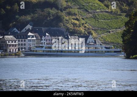 Passagierschiff auf der Mosel Stockfoto