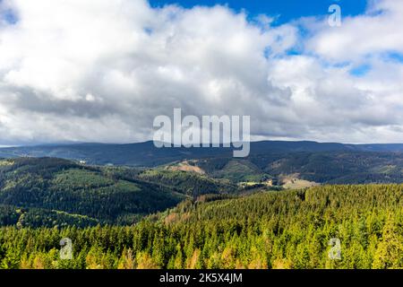 Gehen Sie zum Aussichtspunkt Kickelhahn bei Ilmenau - Thüringen - Deutschland Stockfoto