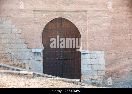 Ronda, Spanien - Oktober 11: Architektonische Details der Bergstadt Ronda, die sich über der tiefen Schlucht „El Tajo“ in Andalusien, Spanien, befindet, Oktober 1 Stockfoto