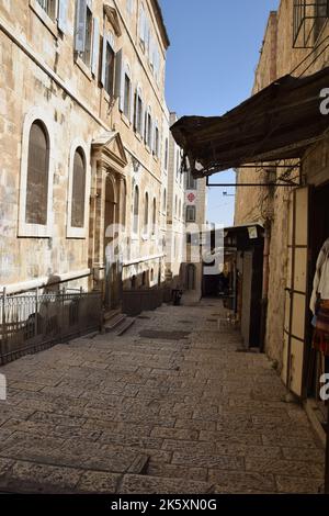 Leere Straßen im christlichen Viertel der Altstadt von Jerusalem während Rosh Hashanah 2022 Stockfoto