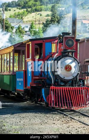 Dem Zug Motor Nr. 2, Cripple Creek und Victor Schmalspureisenbahn, Bull Hill Station, Cripple Creek, Colorado USA Stockfoto