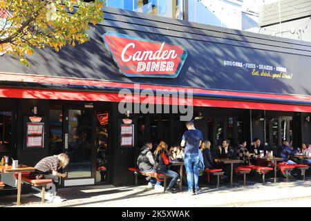 Das Camden Diner an der Jamestown Road, abseits der Camden High Street, am Markt, im Norden Londons, Großbritannien Stockfoto