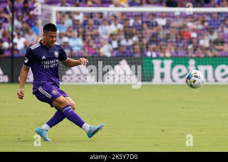 ORLANDO, FL - 9. OKTOBER: Spiel zwischen Orlando City und Columbus Crew in Orlando am 9. Oktober 2022 im Exploria Stadium, Orlando, FL. (Foto von Aaron Litz/PxImages) Stockfoto