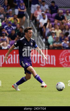 ORLANDO, FL - 9. OKTOBER: Spiel zwischen Orlando City und Columbus Crew in Orlando am 9. Oktober 2022 im Exploria Stadium, Orlando, FL. (Foto von Aaron Litz/PxImages) Stockfoto