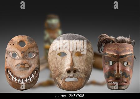 Native American Art - vier Exemplare von rituellen Masken Stockfoto