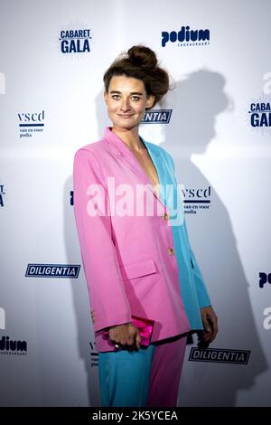 Den Haag - Niederlande, 2022-10-10 19:44:26 DEN HAAG - Kirsten van Teijn während der Präsentation der Cabaret Gala. Die VSCD-Cabaret-Preise 2022 werden im Theater Diligentia verliehen. ANP RAMON VAN FLYMEN niederlande Out - belgien Out Stockfoto