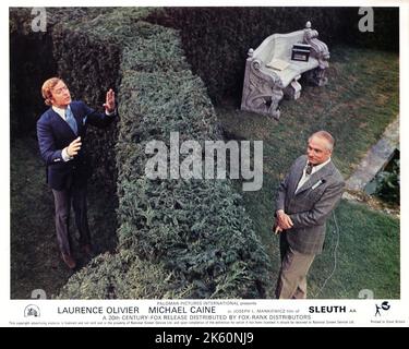 MICHAEL CAINE als Milo Tindle und LAURENCE OLIVIER als Andrew Wyke in SLEUTH 1972 Regisseur JOSEPH L. MANKIEWICZ spielen und drehen Anthony Shaffer Musik John Addison Produktionsdesign Ken Adam Kostümdesign John Furniss UK-USA Koproduktion Palomar Pictures International / Twentieth Century Fox Stockfoto