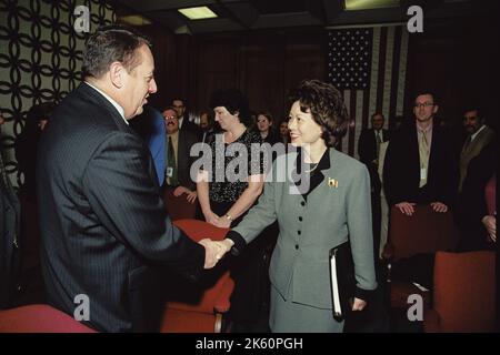 Verwaltung von Renten- und Wohlfahrtsleistungen - Verwaltung von Renten- und Wohlfahrtsleistungen Regionaldirektoren Treffen mit der Sekretärin Elaine Chao Stockfoto