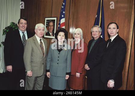 Verwaltung von Renten- und Wohlfahrtsleistungen - Verwaltung von Renten- und Wohlfahrtsleistungen Regionaldirektoren Treffen mit der Sekretärin Elaine Chao Stockfoto