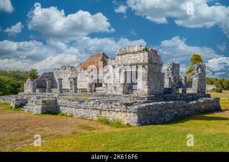 Großer Palast 25, Maya-Ruinen in Tulum, Riviera Maya, Yucatan, Karibisches Meer, Mexiko. Stockfoto