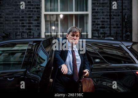 Downing Street, London, Großbritannien. 11.. Oktober 2022. Die Minister nehmen an der ersten Kabinettssitzung in der Downing Street 10 seit der Konferenz der Konservativen Partei in der vergangenen Woche Teil. Kit Malthouse, Staatssekretär für Bildung. Die Rt Hon Kit Malthouse, Bildungsministerin. Foto:Amanda Rose/Alamy Live News Stockfoto