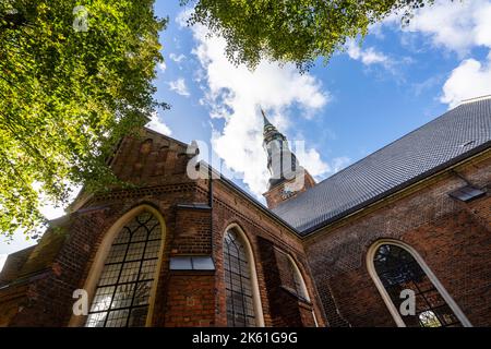 Kopenhagen, Dänemark. Oktober 2022. Außenansicht der Sankt Petri Kirche im Stadtzentrum Stockfoto