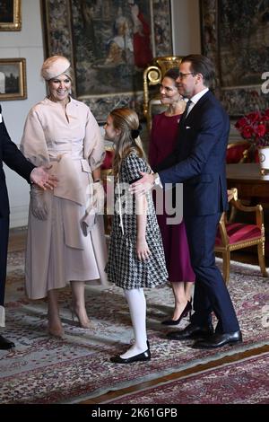 Königin Maxima, Prinzessin Estelle, Kronprinzessin Victoria und Prinz Daniel im Königspalast während der Begrüßungszeremonie für den niederländischen König und die niederländische Königin Stockfoto