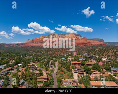 Weite Luftaufnahme von Sedona, Arizona Stockfoto