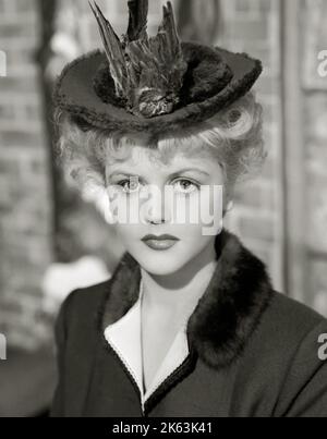 Hollywood, USA. 09. März 2012. Angela Lansbury, 'The Picture of Dorian Grey' 1945 MGM Credit: PictureLux/The Hollywood Archive/Alamy Live News Stockfoto