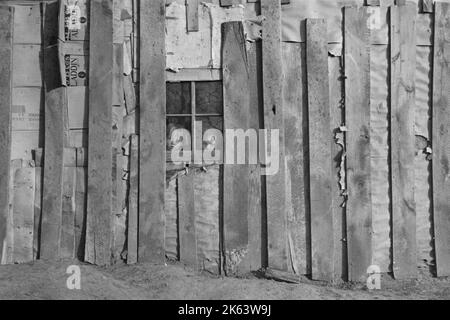 Detail der Seite des Hauses, Earl Pauley Farm in der Nähe von Smithland, Iowa. Datum 1936. Dez. Stockfoto