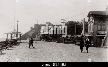 Die Zitadelle von der Terrasse, Quebec, Kanada. Vintage 19. Jahrhundert Foto. Stockfoto