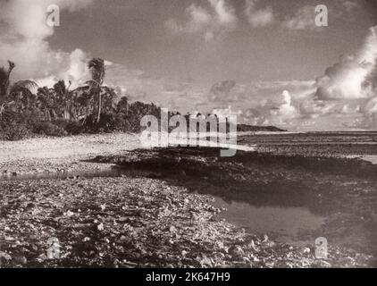 1940s Ostafrika - Addu-Atoll im Moldivianischen Archipeligo, Indischer Ozean Foto eines britischen Armeeanwärters, der während des Zweiten Weltkriegs in Ostafrika und im Nahen Osten stationiert war Stockfoto