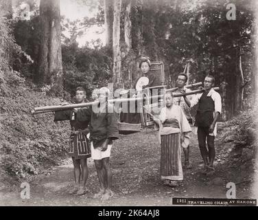 Vintage Ende 19th Jahrhundert Foto:Frau in einem Stuhl, Limousine Stuhl, Hakone, Japan Stockfoto