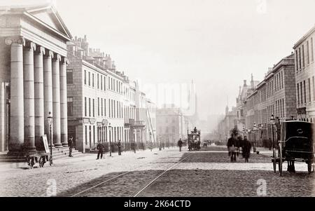 Vintage-Foto des 19. Jahrhunderts: Union Street, Aberdeen, Looking East, Scotland, c.1880. Stockfoto