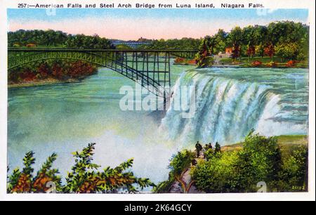 Niagarafälle, NY State, USA – American Falls und Steel Arch Bridge. Stockfoto