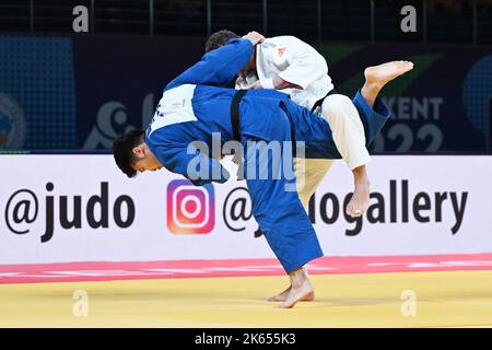 Taschkent, Usbekistan. Kredit: MATSUO. 11. Oktober 2022. Kentaro Iida (JPN) Judo : World Judo Championships Taschkent 2022 Männer-100kg 1.-Lauf in der Humo Arena in Taschkent, Usbekistan. Kredit: MATSUO .K/AFLO SPORT/Alamy Live Nachrichten Stockfoto