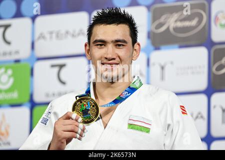 Taschkent, Usbekistan. Kredit: MATSUO. 11. Oktober 2022. Muzaffarbek Turoboyev (UZB) Judo : World Judo Championships Taschkent 2022 Männer -100kg Medaillenzeremonie in der Humo Arena in Taschkent, Usbekistan. Kredit: MATSUO .K/AFLO SPORT/Alamy Live Nachrichten Stockfoto