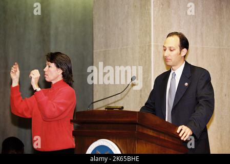 Büro des Sekretärs - Tribut an die Opfer vom 11. September 2001 Stellvertretender stellvertretender Sekretär Findlay Stockfoto