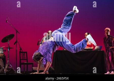 12. Oktober 2022, New York, New York, USA: Alain Hurrikane Lauture von der LaTasha Company spielt das Jazz Continuum während der Generalprobe im Joyce Theatre (Bildquelle: © Lev Radin/Pacific Press via ZUMA Press Wire) Stockfoto