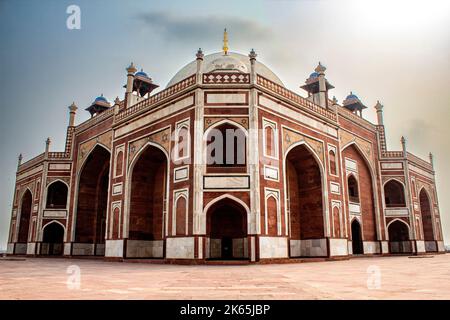 Eine Aufnahme des Humayun-Grabes im Herzen von Neu-Delhi, Indien Stockfoto