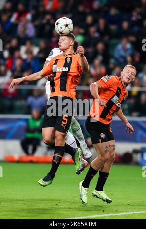 Warschau, Polen. 11. Oktober 2022. Valeriy Bondar während des UEFA Champions League-Spiels zwischen Shakhtar Donetsk und Real Madrid am 12. Oktober 2022 in Warschau, Polen. (Foto by PressFocus/Sipa USA)France OUT, Poland OUT Credit: SIPA USA/Alamy Live News Stockfoto