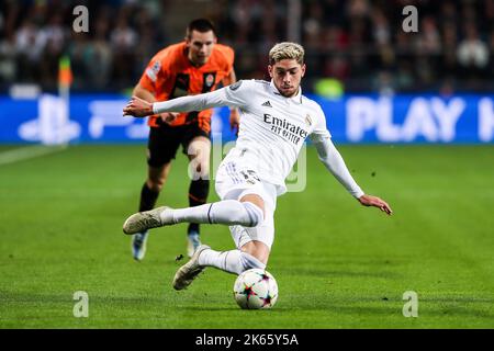 Warschau, Polen. 11. Oktober 2022. Federico Valverde während des UEFA Champions League-Spiels zwischen Shakhtar Donetsk und Real Madrid am 12. Oktober 2022 in Warschau, Polen. (Foto by PressFocus/Sipa USA)France OUT, Poland OUT Credit: SIPA USA/Alamy Live News Stockfoto