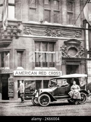 Eine Ansicht des Büros des amerikanischen Roten Kreuzes aus dem frühen 20.. Jahrhundert in der 35 Dale Street, Liverpool. Sie übernehmen die Exekutive Seite der Arbeit des großen und wachsenden amerikanischen Militärgebiets mit Lagern, Krankenhäusern und amerikanischen Aktivitäten in Zentralengland. Stockfoto