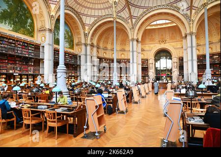 Paris (75) 2. Arrondissement. Wiedereröffnung des ovalen Raums der Nationalbibliothek von Richelieu im September 2022 nach 10 Jahren Arbeit Stockfoto