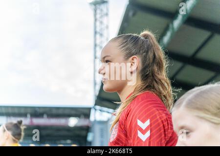 Viborg, Dänemark. 11., Oktober 2022. Janni Thomsen aus Dänemark, gesehen während der Fußballmannschaft zwischen Dänemark und Australien im Viborg Stadion in Viborg. (Foto: Gonzales Photo - Nicolai Berthelsen). Stockfoto