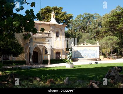 Museu Condes de Castro Guimaraes, Museum der Grafen von Castro Guimaraes, Cascais, Portugal. Wunderschönes altes Haus, das in ein Kunstmuseum umgewandelt wurde Stockfoto