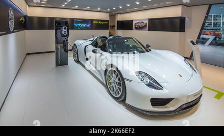 DETROIT, MI/USA - 14. JANUAR: Ein Porsche 918 Spyder EV auf der North American International Auto Show (NAIAS). Stockfoto