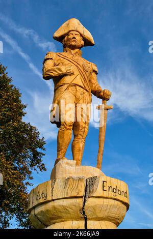 Holzschnitzerei von Horatio Nelson in Burham Thorpe, in der Nähe von Burnham Market, Norfolk Stockfoto