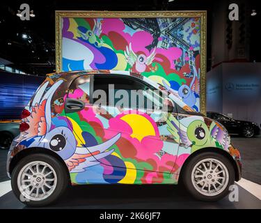 CHICAGO, IL/USA - 7. FEBRUAR 2014: 2014 „Art and the Smart“, Chicago Auto Show (CAS). Künstler: Miguel Paredes Stockfoto