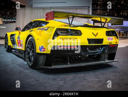 CHICAGO, IL/USA - 7. FEBRUAR 2014: Ein Fahrzeug der Corvette C7-R von Chevrolet (Chevy) 2014, Chicago Auto Show (CAS). Stockfoto