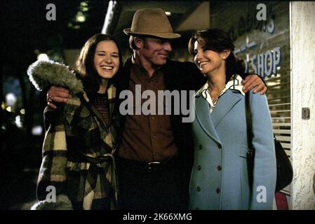 SARAH DREW, ED HARRIS, Debra Winger, RADIO, 2003 Stockfoto