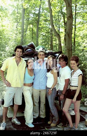 JEREMY SISTO, Emmanuelle Chriqui, DESMOND HARRINGTON, ELIZA DUSHKU, Kevin Zegers, LINDY BOOTH, WRONG TURN, 2003 Stockfoto
