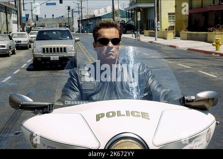 ARNOLD SCHWARZENEGGER, Terminator 3: REBELLION DER MASCHINEN 2003 Stockfoto