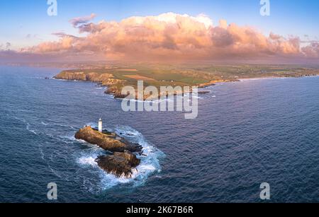 Godrevy Lighthouse, Bay of St. Ives, Cornwall, England, Großbritannien Stockfoto