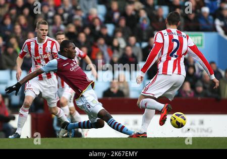 8.. Dezember 2012 - Barclays Premier League - Aston Villa vs. Stoke City - . - Foto: Paul Roberts / Pathos. Stockfoto