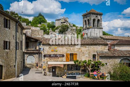 Blick auf das mittelalterliche Dorf Labeaume in Südfrankreich (Ardeche) Stockfoto