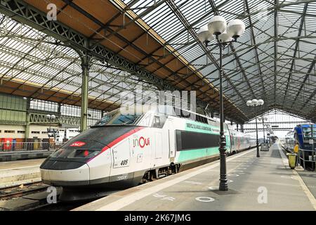 SNCF-TGV am Bahnhof Tours Stockfoto